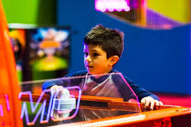 Arcade games SkyTag Montreal